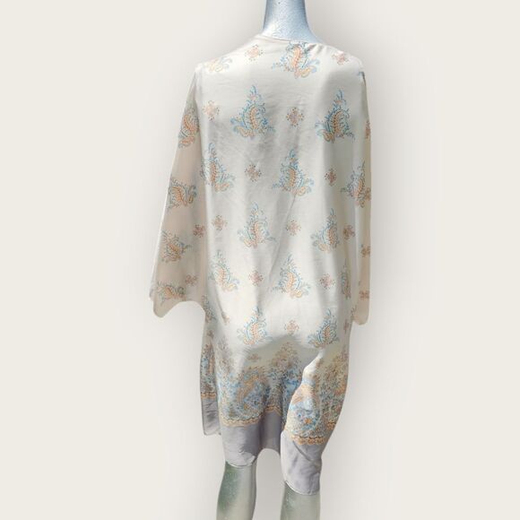 Victoria Secret Creamy Neutral Open Satin Robe Medium Large - Picture 4 of 7